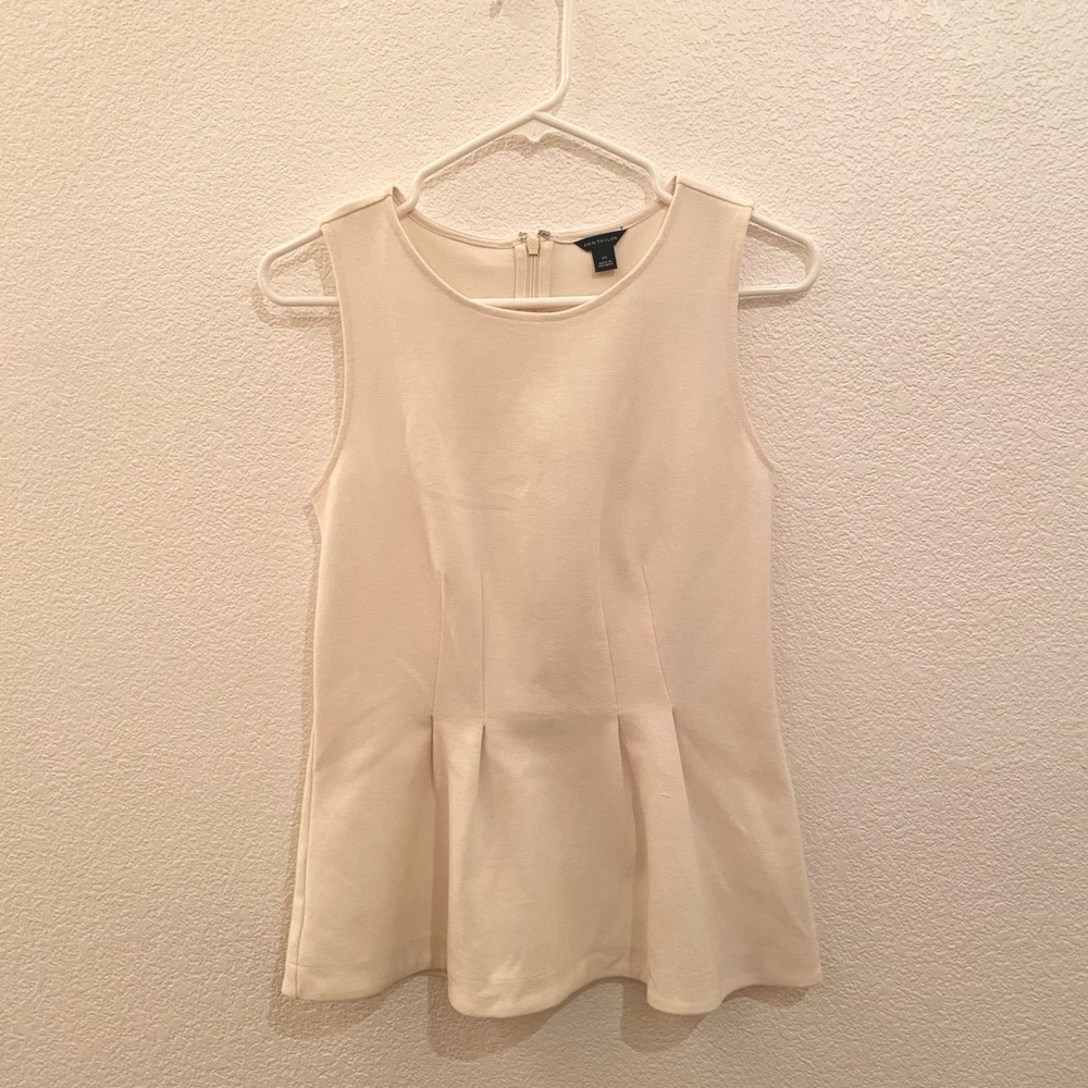 Ann Taylor Sleeveless Peplum Top in Cream - Women’s Size XS
